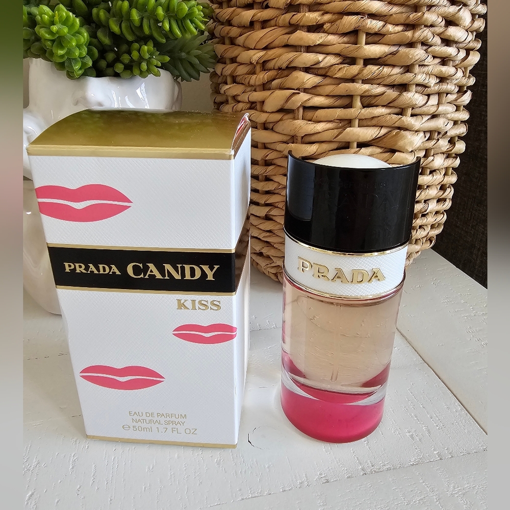 Prada Candy Kiss - Sprayed 1x
